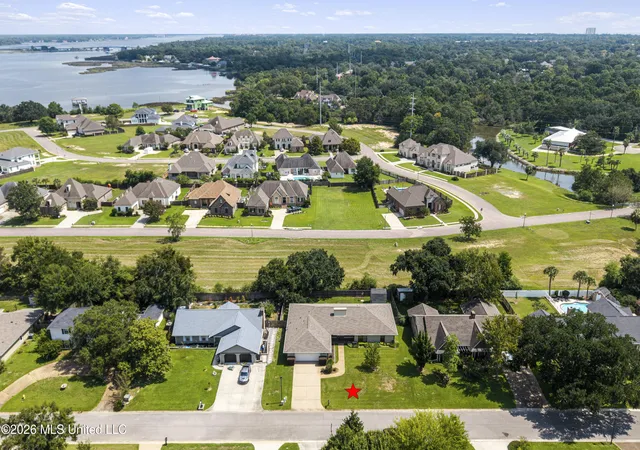 Photo 2 of Single family home for sale at 428 Cove Dr, Biloxi, MS 39531 | MLS# 4162779 | Listing updated on 2026-09-17