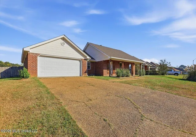 Photo 3 of Sale Pending at 105 Cherry Bark Way, Pearl, MS 39208 | MLS# 4162783 | Listing updated on 2026-10-14
