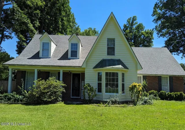 Single family home for sale at 51 W Lake Lee Rd, Greenville, MS 38701 | MLS# 4162801
