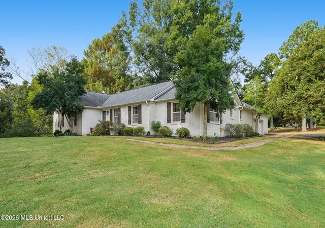 Photo 3 of Single family home for sale at 4215 Sandidge Exd, Olive Branch, MS 38654 | MLS# 4162798 | Listing updated on 2026-10-15