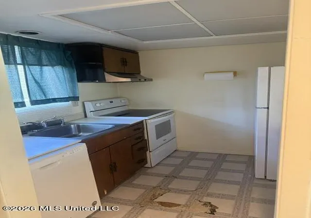 Photo 3 of Sale Pending at 173 Lanai, Diamondhead, MS 39525 | MLS# 4162961 | Listing updated on 2026-09-24
