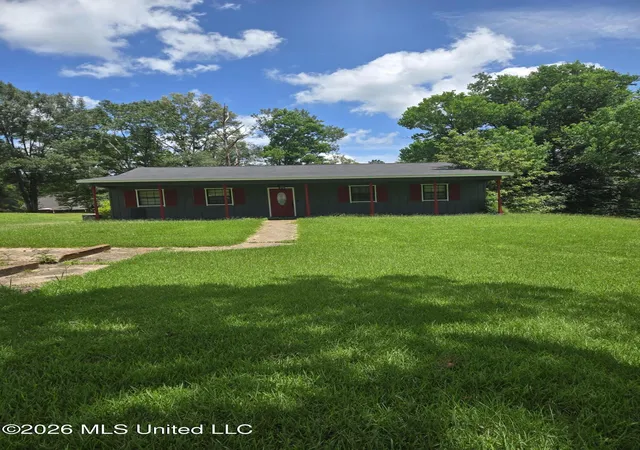 Photo 1 of Single family home for sale at 266 Sundown Trl, Jackson, MS 39212 | MLS# 4162978 | Listing updated on 2026-09-19