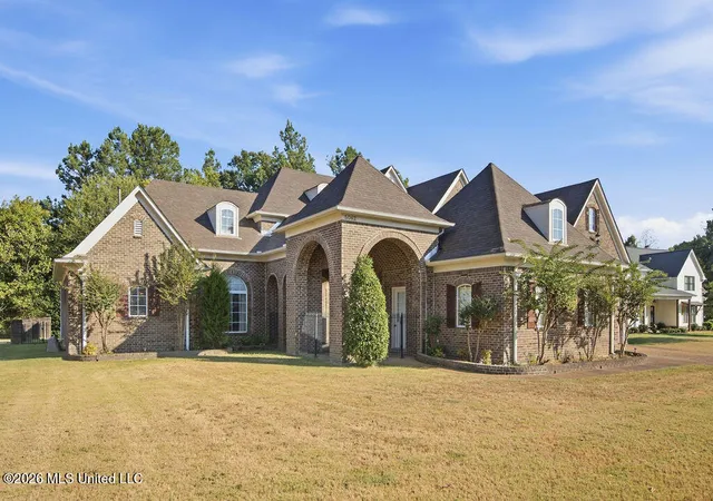 Photo 1 of Single family home for sale at 5062 Harlech Castle, Southaven, MS 38671 | MLS# 4162843 | Listing updated on 2026-10-20