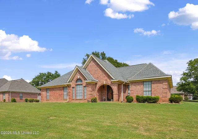 Photo 3 of Single family home for sale at 1130 Windrush Ln, Hernando, MS 38632 | MLS# 4163149 | Listing updated on 2026-10-12