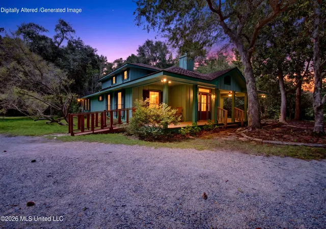 Photo 1 of Single family home for sale at 401 Turner St, Waveland, MS 39576 | MLS# 4162943 | Listing updated on 2026-09-28