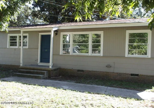 Photo 2 of Sale Pending at 371 Belvedere Cir, Biloxi, MS 39531 | MLS# 4162898 | Listing updated on 2026-09-21