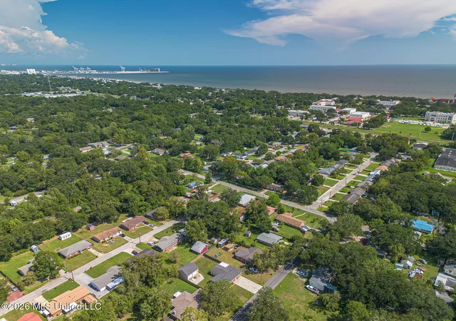Photo 3 of Single family home for sale at 210 Gates Ave, Long Beach, MS 39560 | MLS# 4162909 | Listing updated on 2026-09-22