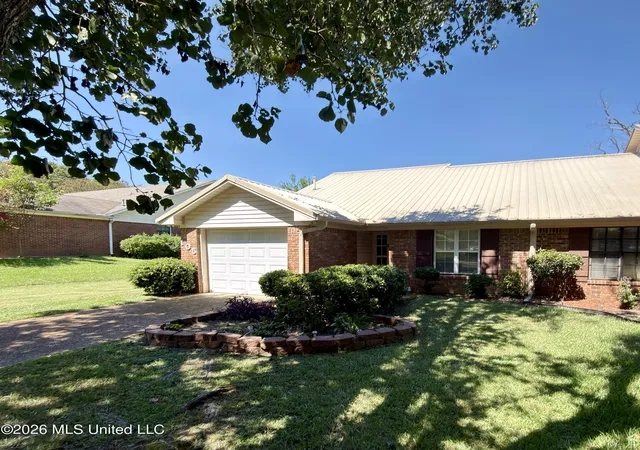 Photo 1 of Sale Pending at 105 Misty Morning Ln, Clinton, MS 39056 | MLS# 4163017 | Listing updated on 2026-09-21