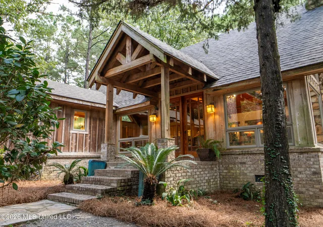 Photo 3 of Single family home for sale at 290 Hickory Hills Loop, Purvis, MS 39475 | MLS# 4162926 | Listing updated on 2026-09-25
