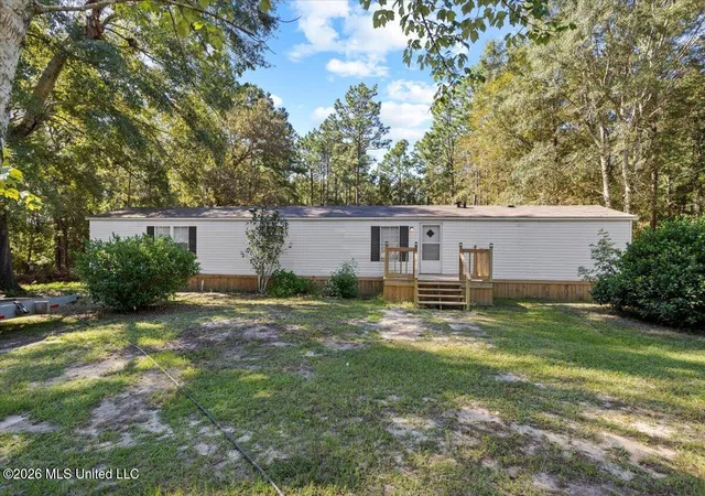 Photo 2 of Manufactured home for sale at 28 Herrington, Wiggins, MS 39577 | MLS# 4162980 | Listing updated on 2026-10-01