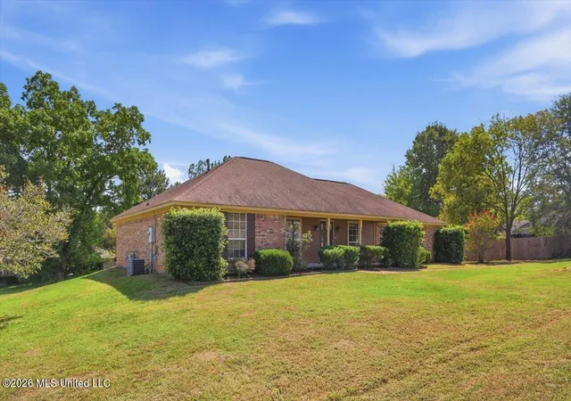 Photo 2 of Single family home for sale at 4263 Glennoak Cir, Byram, MS 39272 | MLS# 4163469 | Listing updated on 2026-09-24