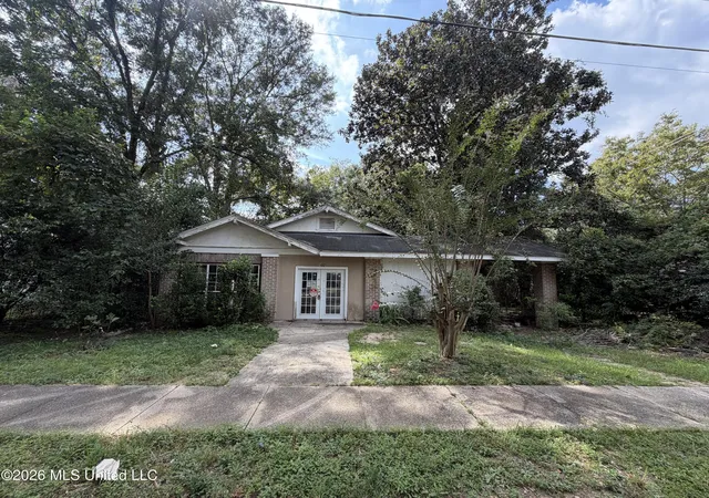 Photo 1 of Single family home for sale at 102 S Strahan St, Poplarville, MS 39470 | MLS# 4163108 | Listing updated on 2026-10-09