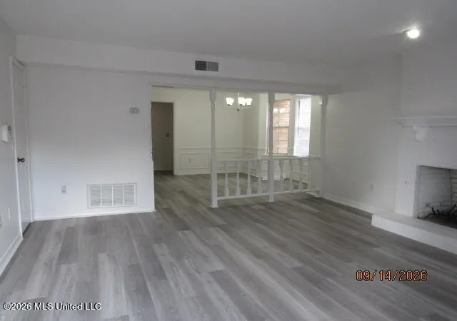 Photo 2 of Sale Pending at 1501 Jamestown Way, Jackson, MS 39211 | MLS# 4162963 | Listing updated on 2026-10-01