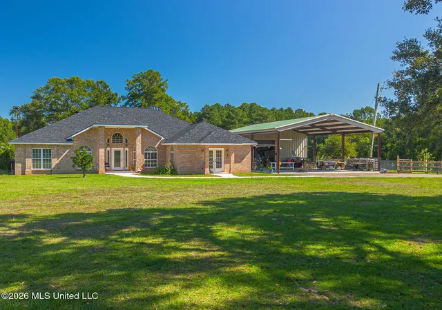 Photo 3 of Single family home for sale at 88 W Virgil Lewis Rd, Carriere, MS 39426 | MLS# 4162989 | Listing updated on 2026-10-03
