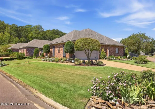 Photo 3 of Single family home for sale at 109 Carlyle Dr, Brandon, MS 39042 | MLS# 4163020 | Listing updated on 2026-10-02