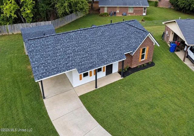Photo 3 of Single family home for sale at 3510 Fairmeadow Cvs, Horn Lake, MS 38637 | MLS# 4162993 | Listing updated on 2026-10-07