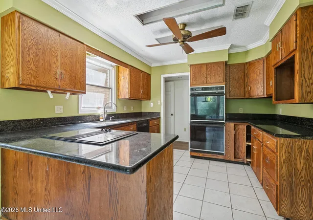 Photo 3 of Sale Pending at 7624 Fairway Dr, Diamondhead, MS 39525 | MLS# 4163015 | Listing updated on 2026-10-14