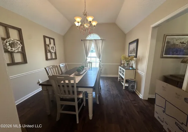 Photo 3 of Sale Pending at 10330 Loftin Dr, Olive Branch, MS 38654 | MLS# 4163031 | Listing updated on 2026-10-13
