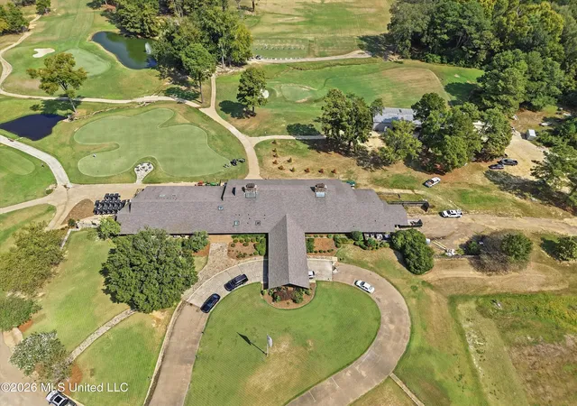 Photo 3 of Sale Pending at 212 Deerfield Clb Dr, Canton, MS 39046 | MLS# 4163375 | Listing updated on 2026-09-28