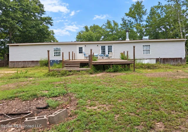 Photo 2 of Manufactured home for sale at 24587 Willow Ln, Gulfport, MS 39503 | MLS# 4163059 | Listing updated on 2026-10-14