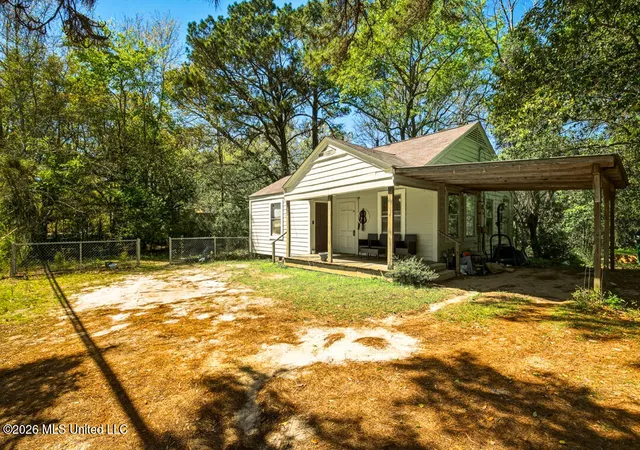 Photo 3 of Single family home for sale at 420 Old Richton Rd, Petal, MS 39465 | MLS# 4163047 | Listing updated on 2026-10-06