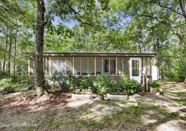 Photo 1 of Manufactured home for sale at 573 Pine Grv Rd, Picayune, MS 39466 | MLS# 4163061 | Listing updated on 2026-09-27