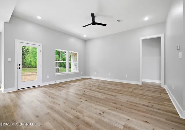 Photo 3 of Single family home for sale at 11068 Shorecrest Rd, Biloxi, MS 39532 | MLS# 4163095 | Listing updated on 2026-09-21