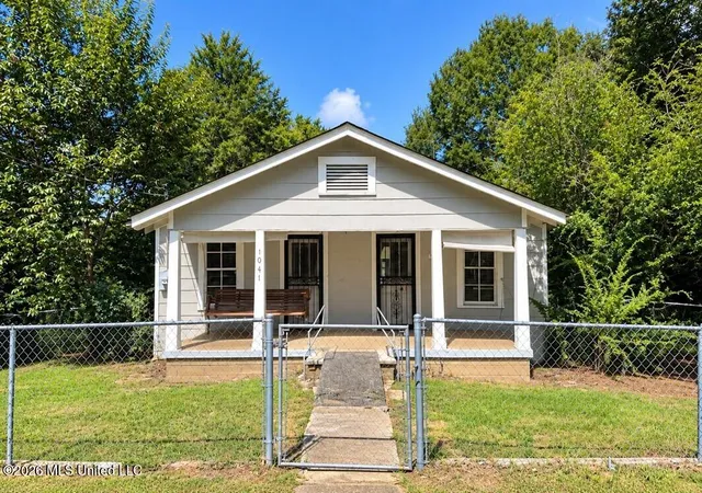 Photo 1 of Single family home for sale at 1041 Moaks Crk Rd, Summit, MS 39666 | MLS# 4163120 | Listing updated on 2026-09-23