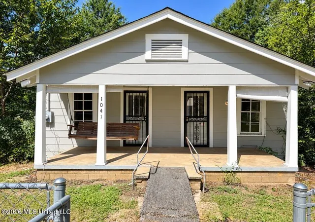 Photo 2 of Single family home for sale at 1041 Moaks Crk Rd, Summit, MS 39666 | MLS# 4163120 | Listing updated on 2026-09-23