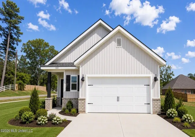 Photo 1 of Sale Pending at 503 Vista Pointe Dr, Pearl, MS 39208 | MLS# 4163104 | Listing updated on 2026-10-06