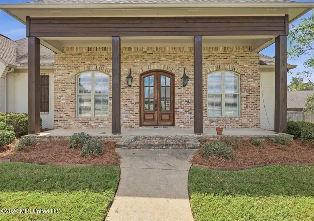 Photo 2 of Sale Pending at 101 Esther Cvs, Madison, MS 39110 | MLS# 4163444 | Listing updated on 2026-10-23