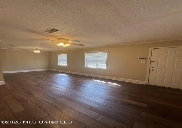 Photo 2 of Single family home for sale at 250 Winfield St, Jackson, MS 39212 | MLS# 4163176 | Listing updated on 2026-10-20