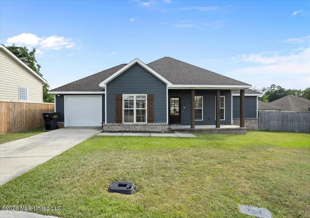 Photo 3 of Sale Pending at 25 Fox Glove, Hattiesburg, MS 39402 | MLS# 4164522 | Listing updated on 2026-10-13