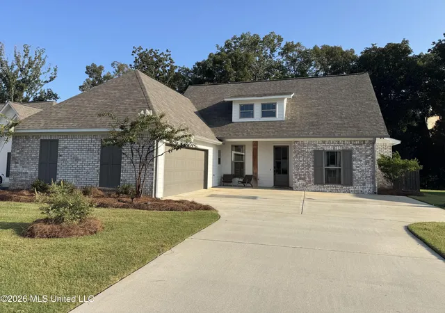 Photo 1 of Single family home for sale at 162 Shore View Dr, Madison, MS 39110 | MLS# 4163145 | Listing updated on 2026-09-22