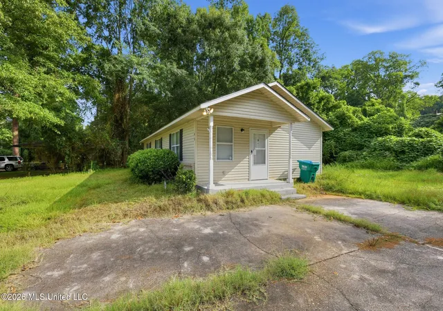 Single family home for sale at 1802 39th Place, Meridian, MS 39307 | MLS# 4163301