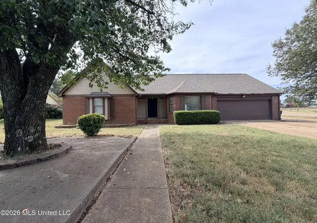 Photo 2 of Single family home for sale at 7211 Grv Park Rd, Olive Branch, MS 38654 | MLS# 4163185 | Listing updated on 2026-10-10