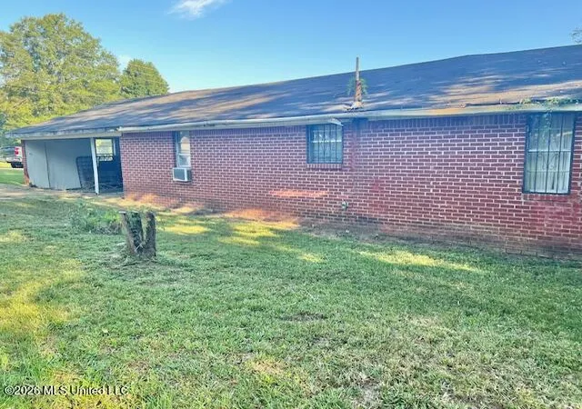 Photo 2 of Single family home for sale at 308 Lewis St, Carthage, MS 39051 | MLS# 4163213 | Listing updated on 2026-09-22
