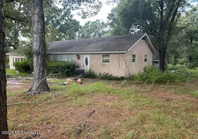 Photo 1 of Sale Pending at 298 Twin Crk Rd, Lucedale, MS 39452 | MLS# 4163227 | Listing updated on 2026-09-22
