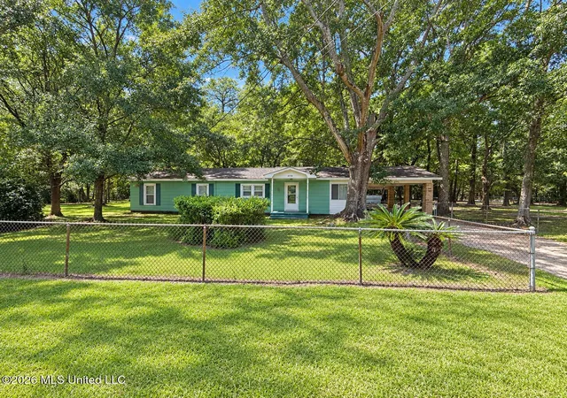 Photo 3 of Single family home for sale at 6717 Elder Fry Rd, Moss Point, MS 39563 | MLS# 4163214 | Listing updated on 2026-10-19