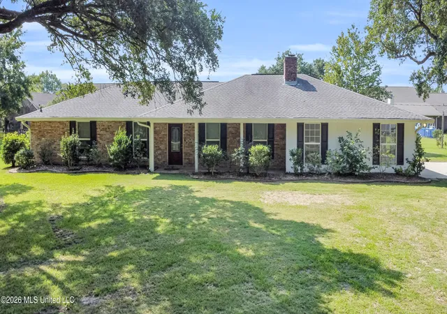 Photo 1 of Single family home for sale at 530 Bismark St, Bay Saint Louis, MS 39520 | MLS# 4163398 | Listing updated on 2026-10-12