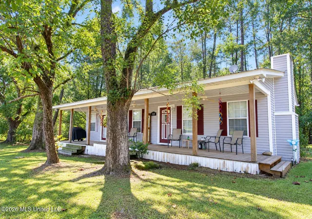 Photo 1 of Sale Pending at 1323 Jonathan Rd, Leakesville, MS 39451 | MLS# 4163238 | Listing updated on 2026-10-13