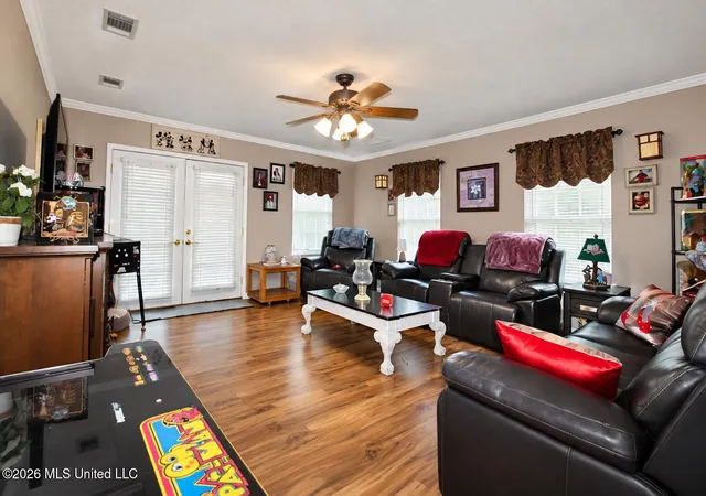 Photo 3 of Sale Pending at 1323 Jonathan Rd, Leakesville, MS 39451 | MLS# 4163238 | Listing updated on 2026-10-13