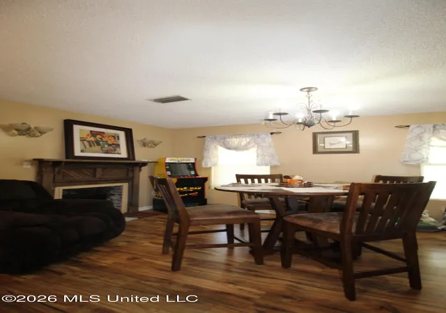 Photo 3 of Sale Pending at 1323 Jonathan Rd, Leakesville, MS 39451 | MLS# 4163238 | Listing updated on 2026-10-13