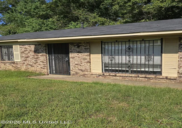 Photo 1 of Single family home for sale at 6545 Van Buren Rd, Jackson, MS 39213 | MLS# 4163256 | Listing updated on 2026-09-22