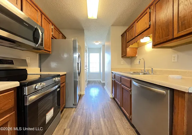 Photo 3 of Townhouse for sale at 7226 Santa Fe Loop, Horn Lake, MS 38637 | MLS# 4163261 | Listing updated on 2026-10-07