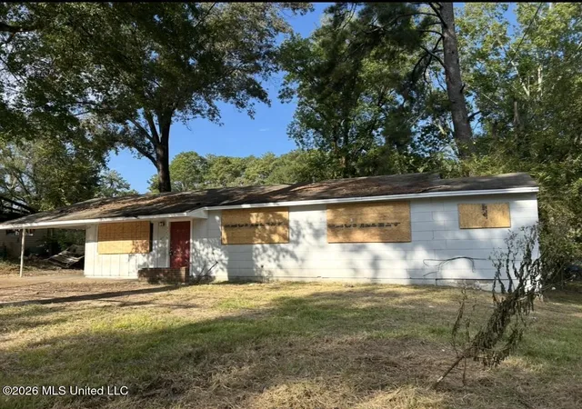 Photo 1 of Single family home for sale at 3239 Suncrest Dr, Jackson, MS 39212 | MLS# 4163268 | Listing updated on 2026-09-23