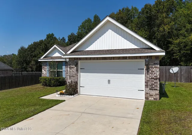 Photo 3 of Sale Pending at 20 Summit View Dr, Perkinston, MS 39573 | MLS# 4163575 | Listing updated on 2026-10-07
