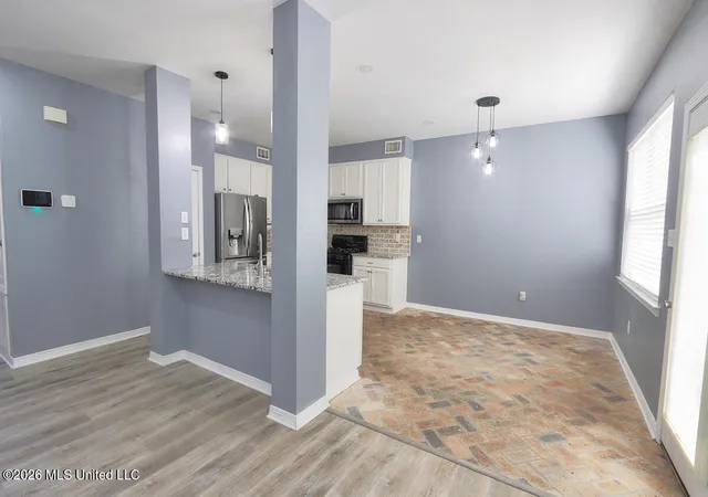 Photo 3 of Single family home for sale at 11210 River Bnd Dr, Gulfport, MS 39503 | MLS# 4163441 | Listing updated on 2026-09-27