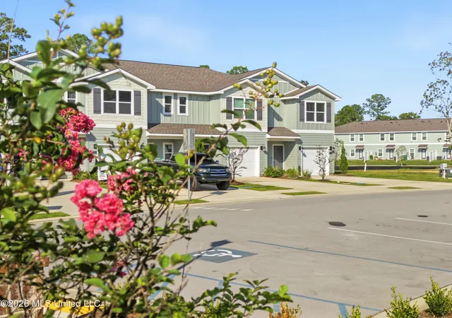 Photo 2 of Townhouse for sale at 12219 Frazier Ln, Gulfport, MS 39503 | MLS# 4163302 | Listing updated on 2026-09-23