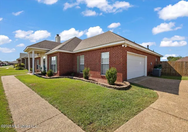 Photo 3 of Single family home for sale at 338 Mallory Dr, Byram, MS 39272 | MLS# 4163329 | Listing updated on 2026-09-23